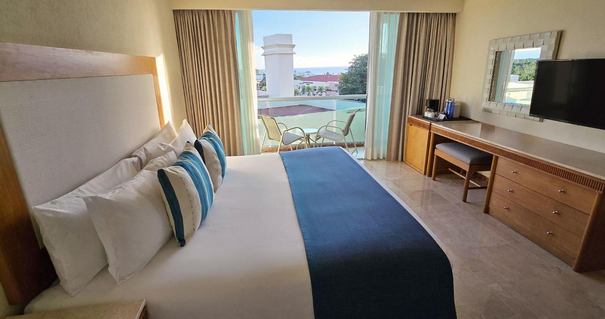 Grand Park Royal Cozumel Hotel Exterior photo