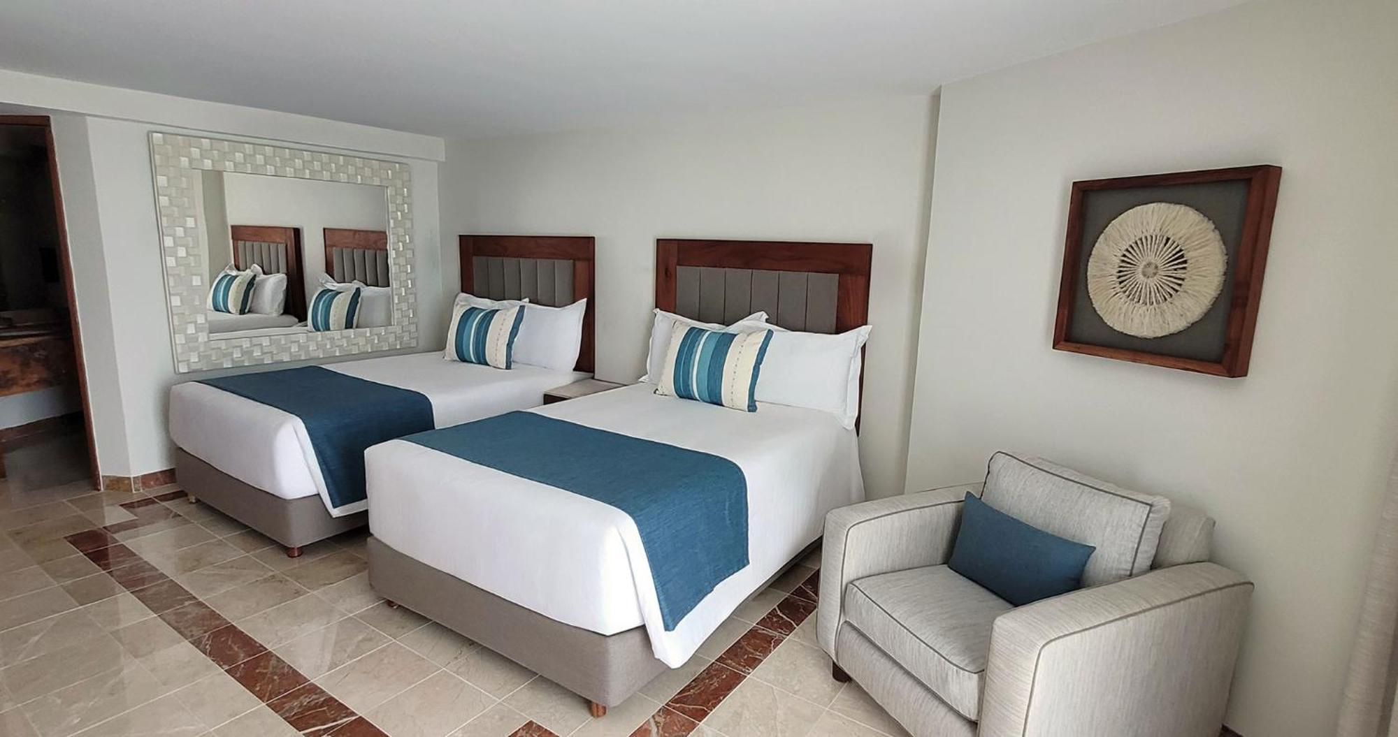 Grand Park Royal Cozumel Hotel Exterior photo